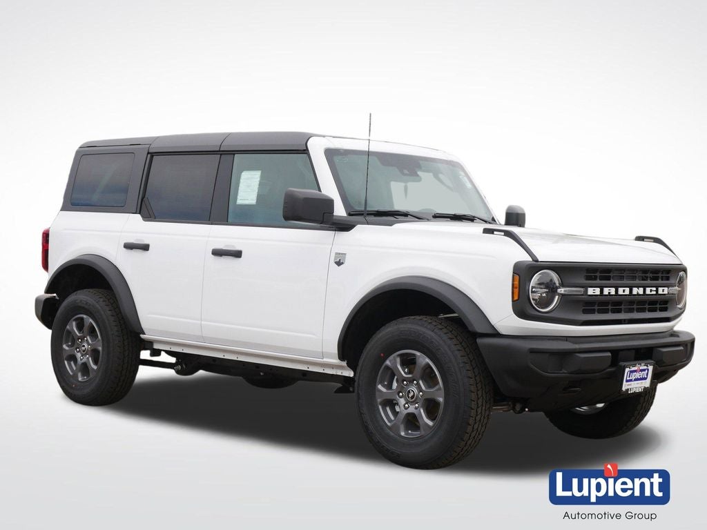 2026 Ford Bronco Big Bend in Oxford White — front three-quarter view