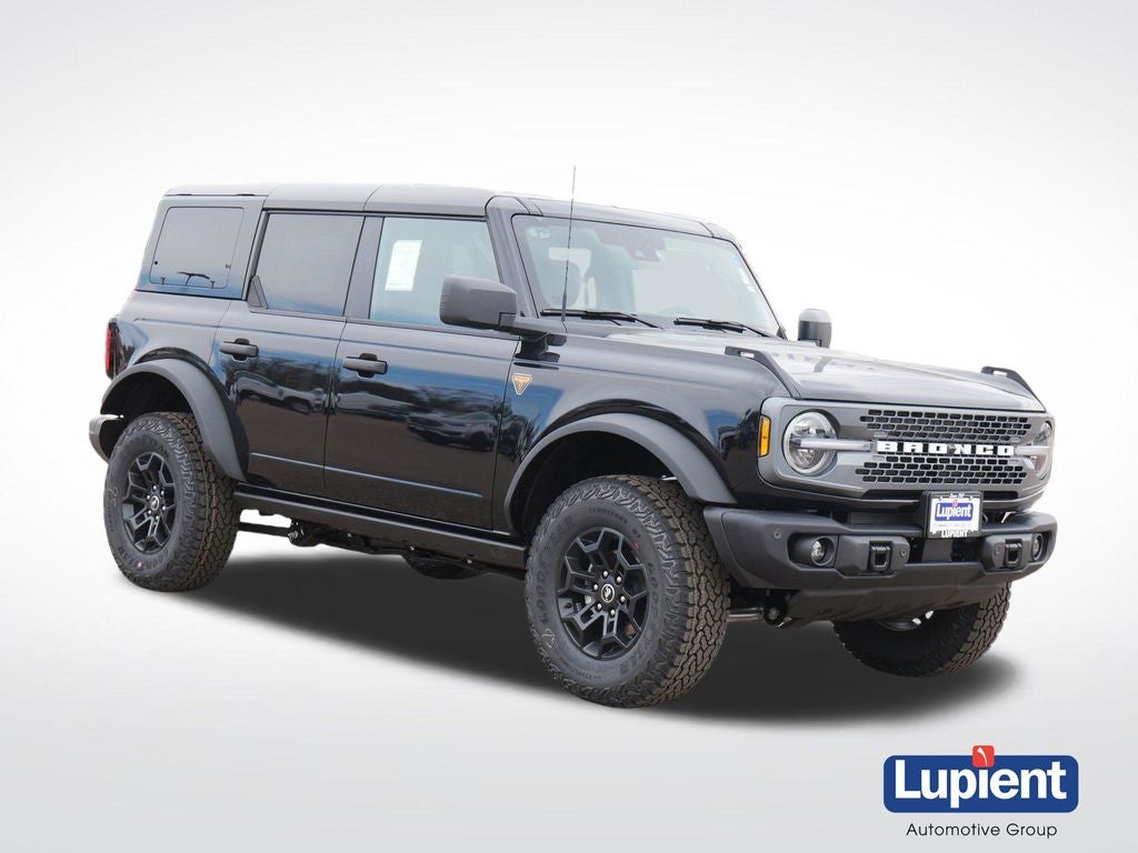 2026 Ford Bronco Badlands in Shadow Black — front three-quarter view