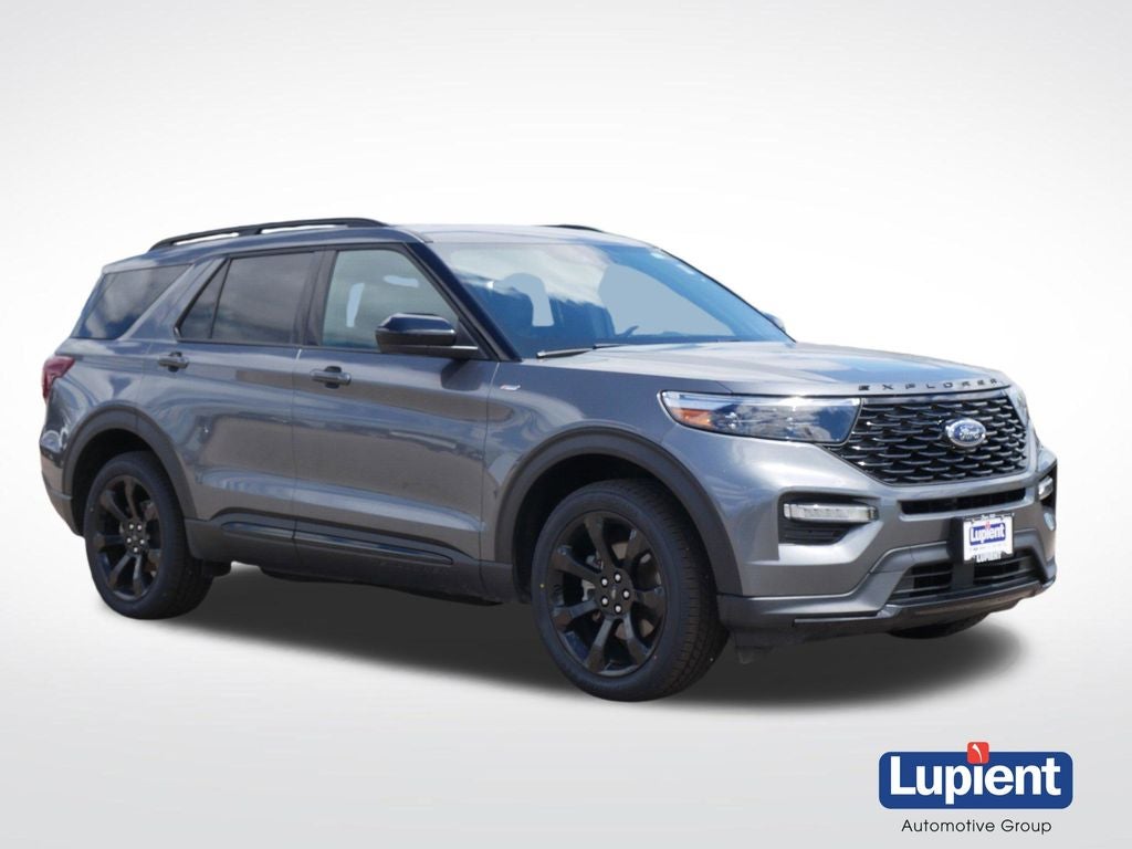2024 Ford Explorer ST-Line in Gray Metallic — front three-quarter view